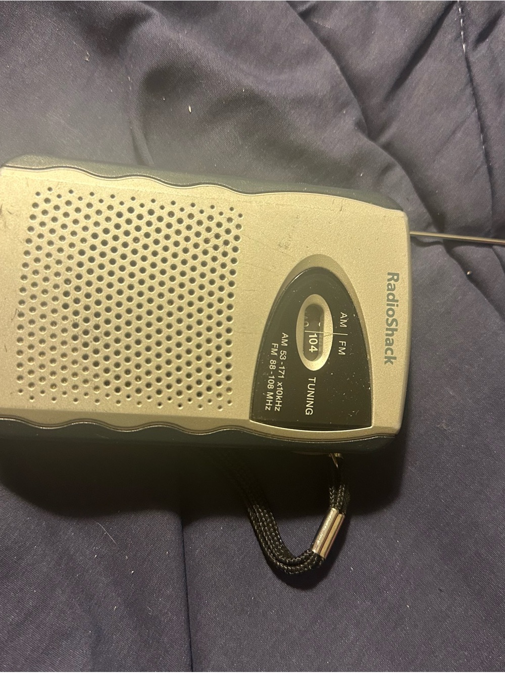 Portable AM/FM Pocket Radio — Gray radio shack